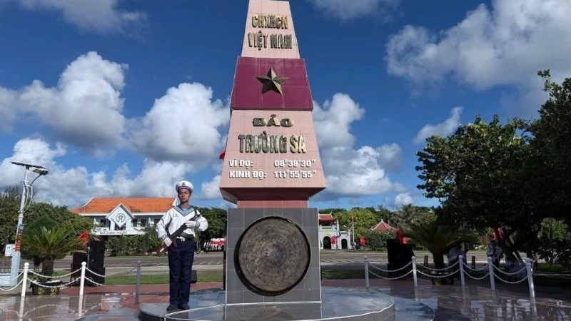 Naval soldiers place firm trust in the Party 