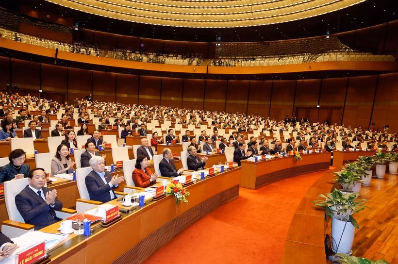 Party General Secretary To Lam and incumbent and former leaders of the Party and State attend the conference in Ha Noi on February 7. (Photo: VNA)