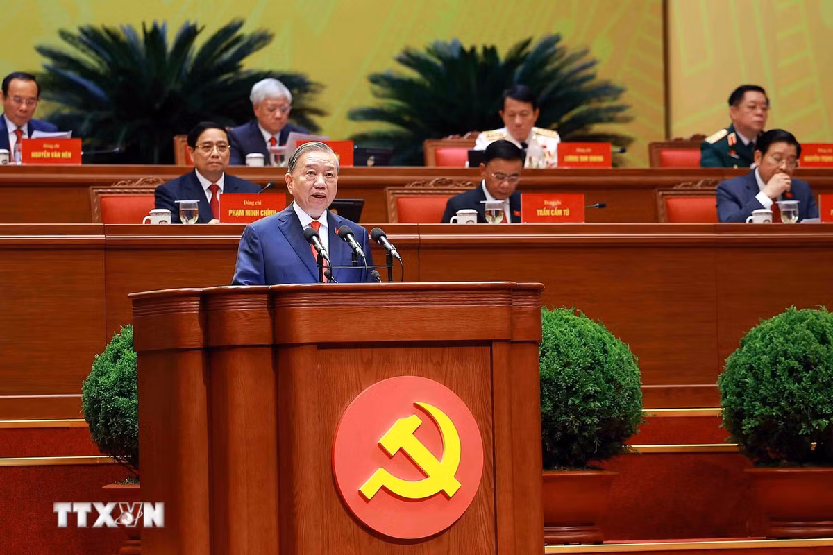 General Secretary of the Communist Party of Viet Nam To Lam presents the report at the 14th National Party Congress. (Photo: VNA)